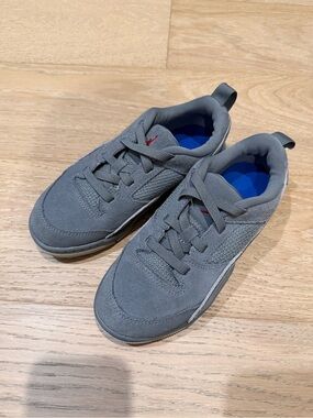 Boys Jordan Flight Court Shoes